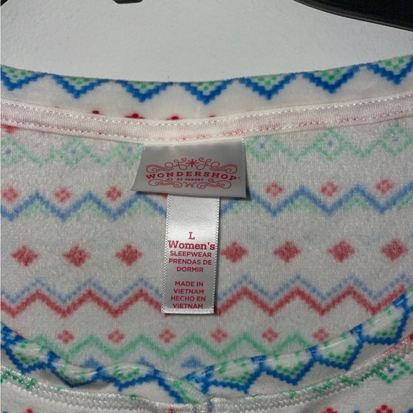 Wondershop Womens Holiday Pajama Top. Size Large (NWTS) - Picture 3 of 5